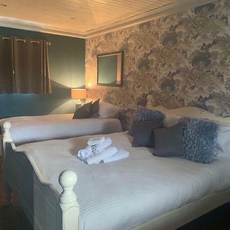 Cresswell Arms Hotel Malton Bagian luar foto