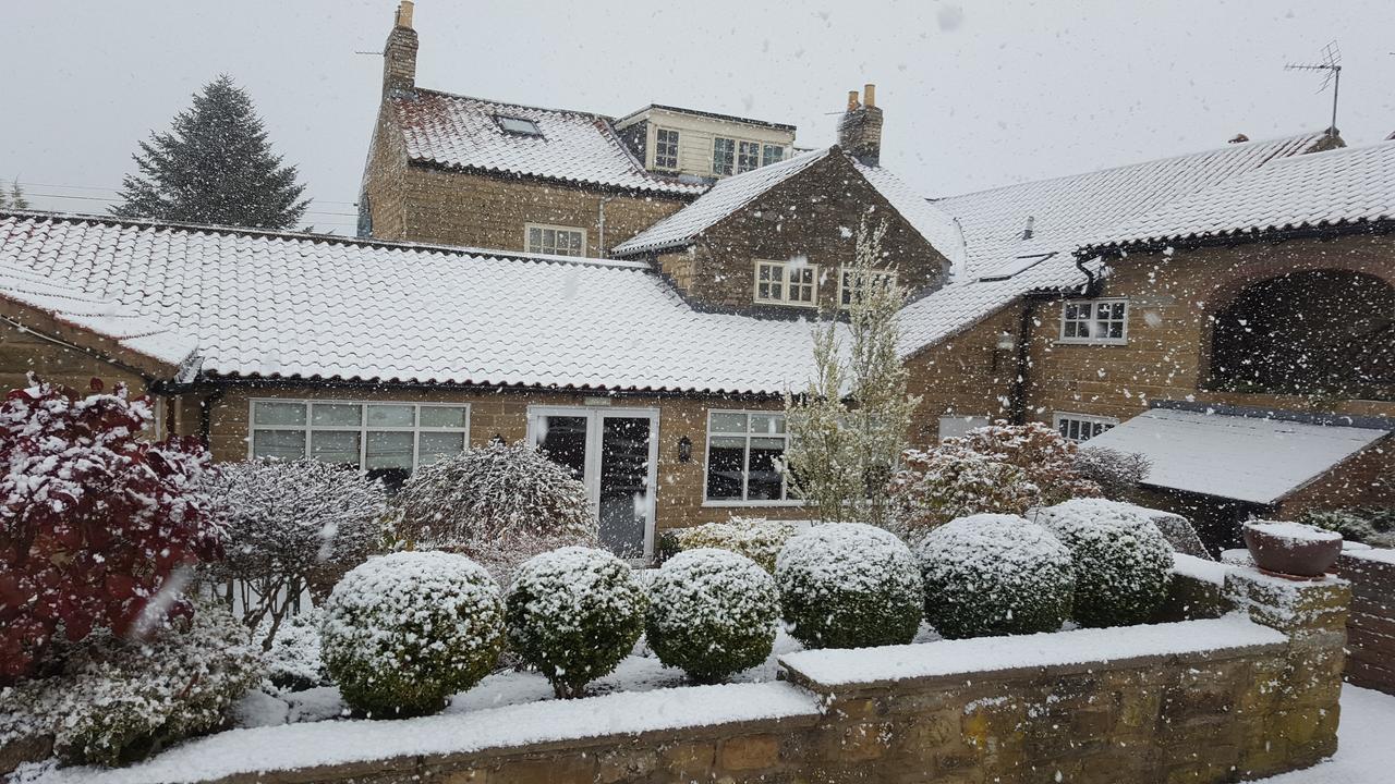 Cresswell Arms Hotel Malton Bagian luar foto