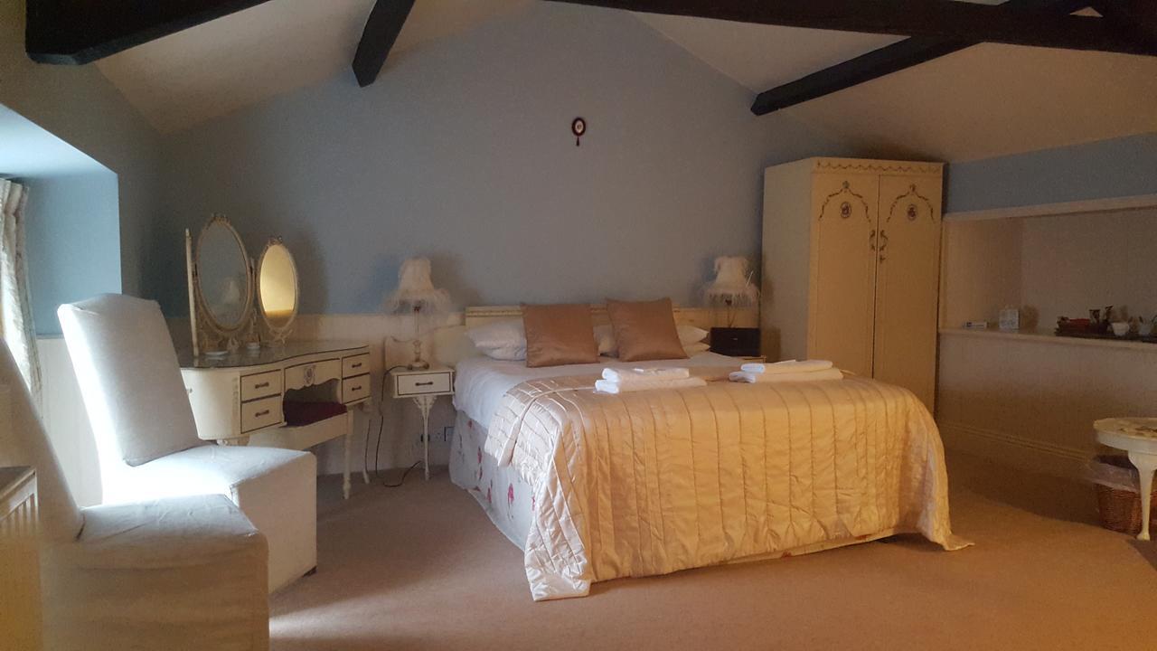 Cresswell Arms Hotel Malton Bagian luar foto