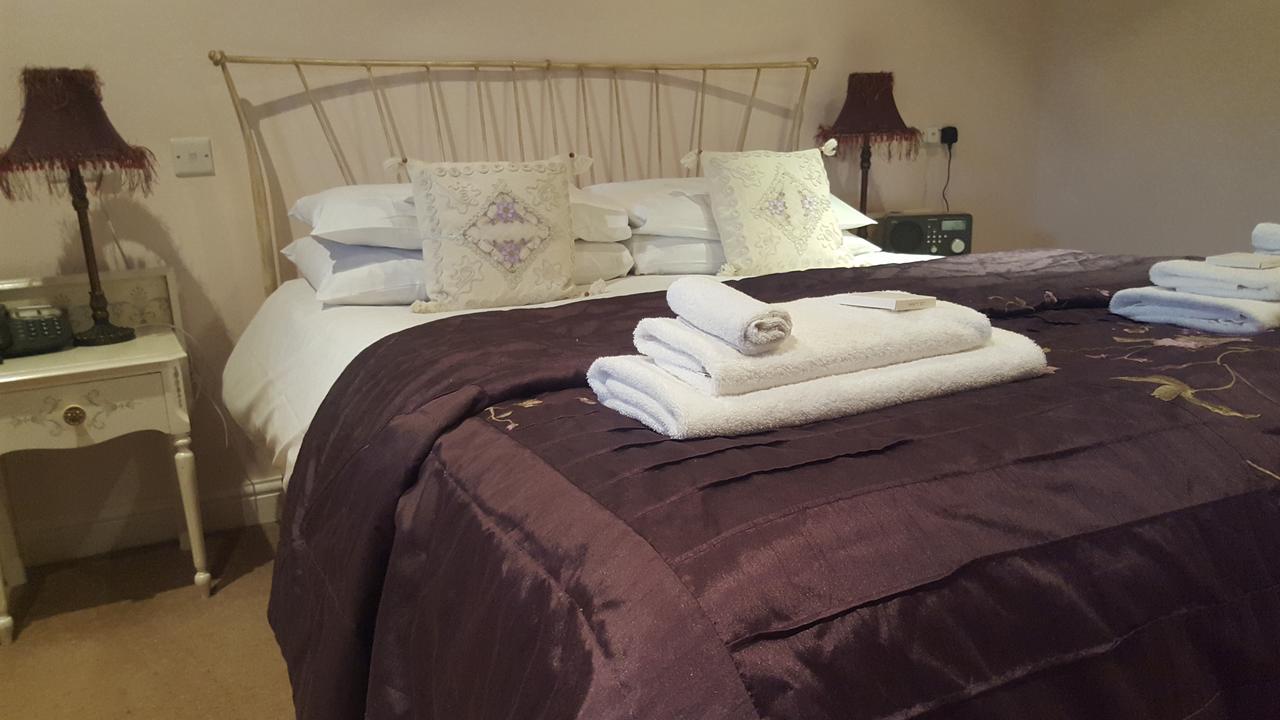 Cresswell Arms Hotel Malton Bagian luar foto