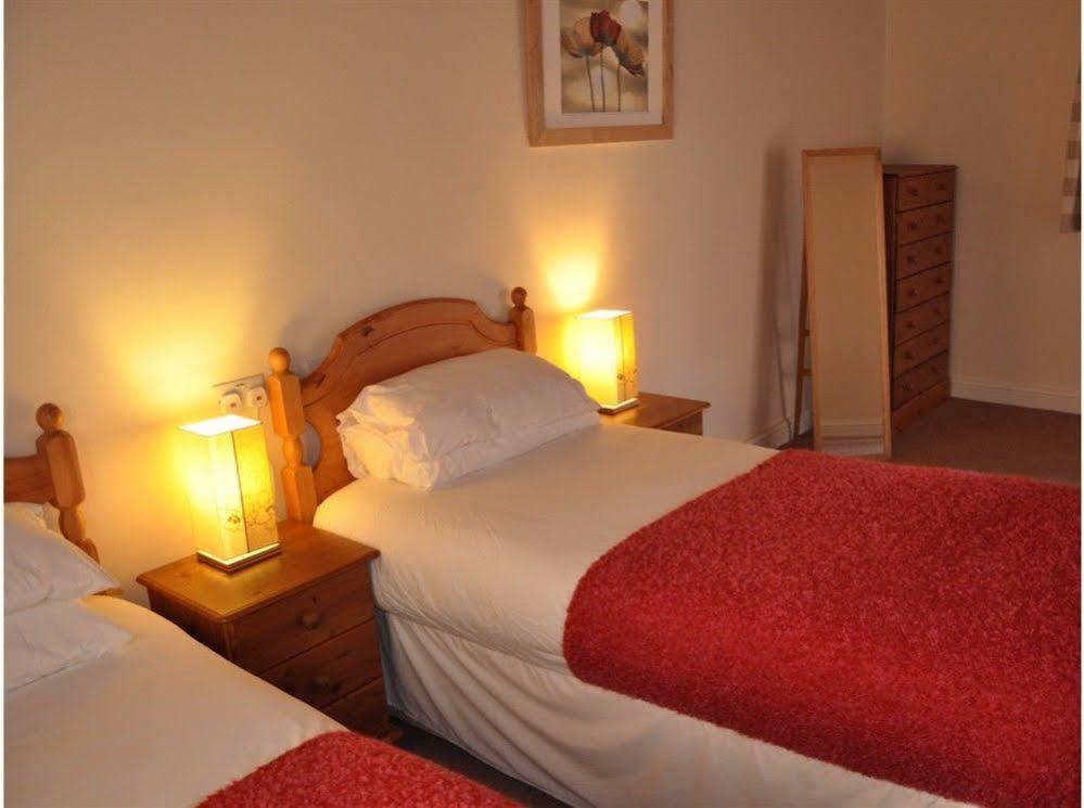 Cresswell Arms Hotel Malton Bagian luar foto