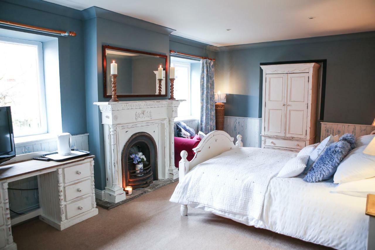 Cresswell Arms Hotel Malton Bagian luar foto
