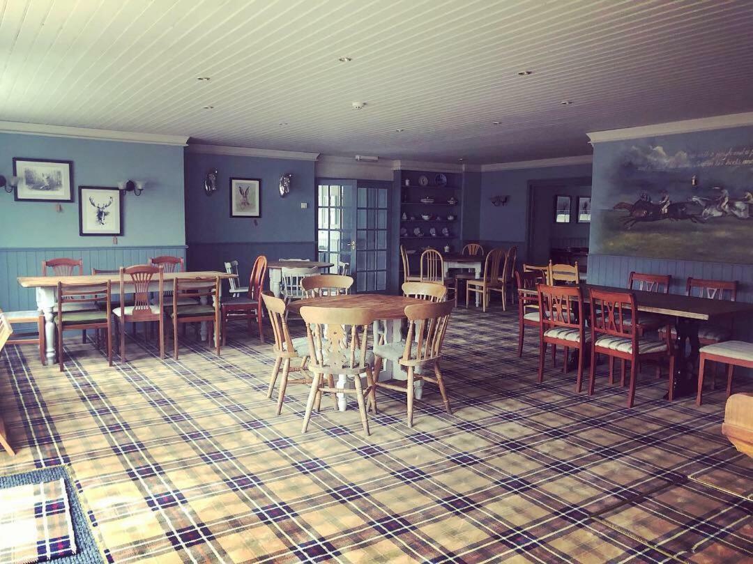 Cresswell Arms Hotel Malton Bagian luar foto